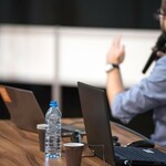 Zbliża się "Konferencja (nie)Naukowa". Bo o trudnych rzeczach można mówić ciekawie